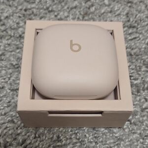 Beats x Kim K Fit Pro